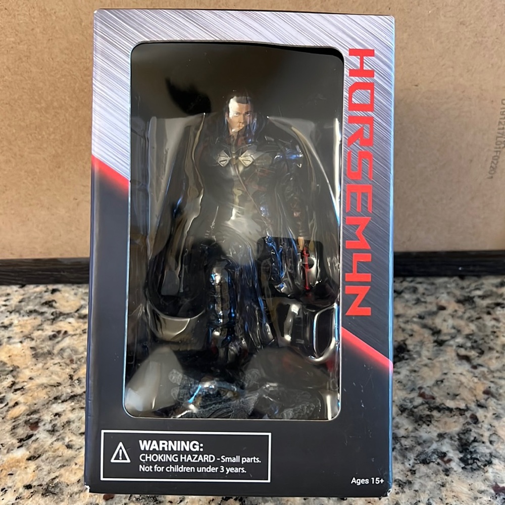 ASUS ROG Horsem4n 6” Figurine